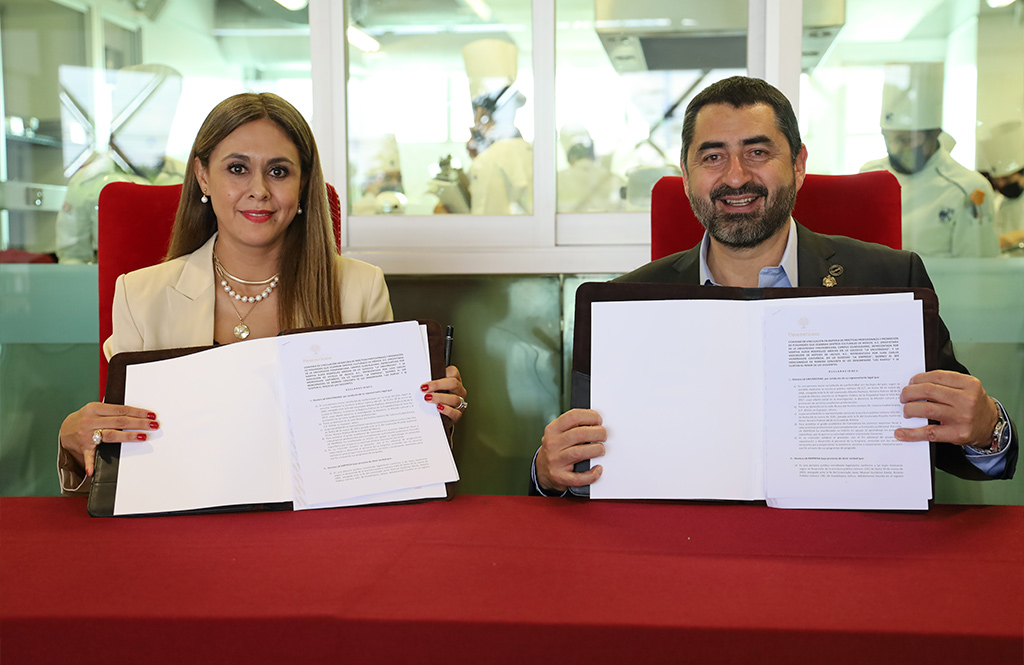 ESDAI signs an agreement with the Jalisco Hotel Association A.C.