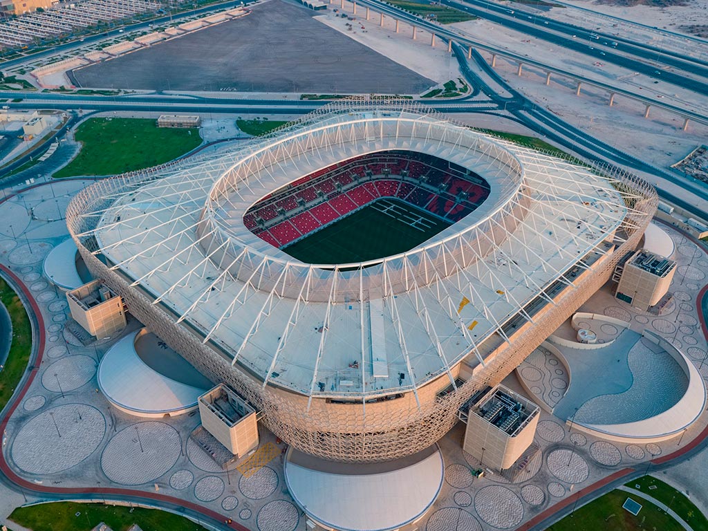 Alumni destaca en la construcción en Qatar