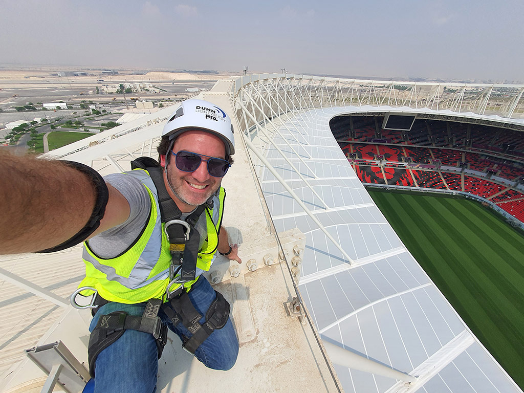 Alumni destaca en la construcción en Qatar