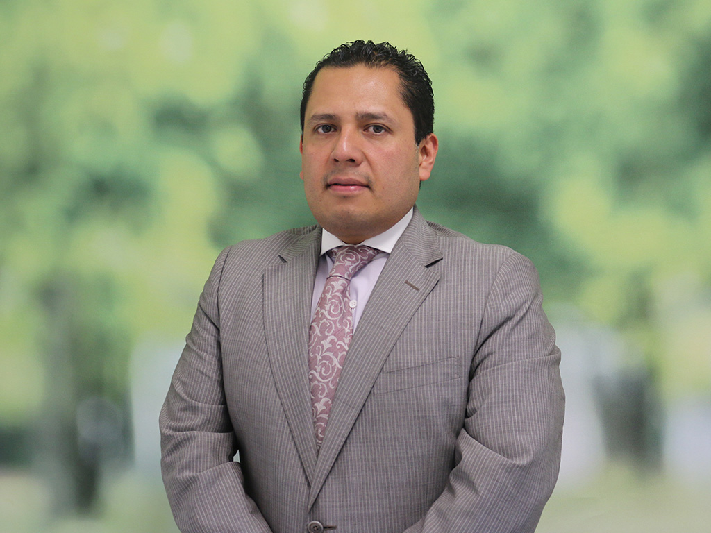 Warnings and Contingencies Between Universities and Companies