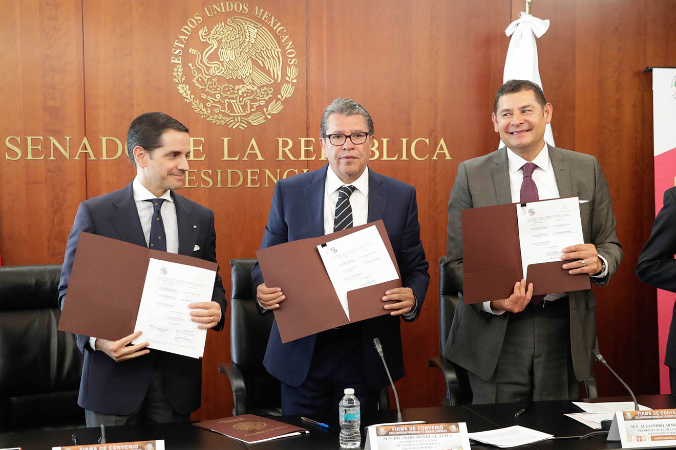 UP Law signs agreement with the Senate of the Republic