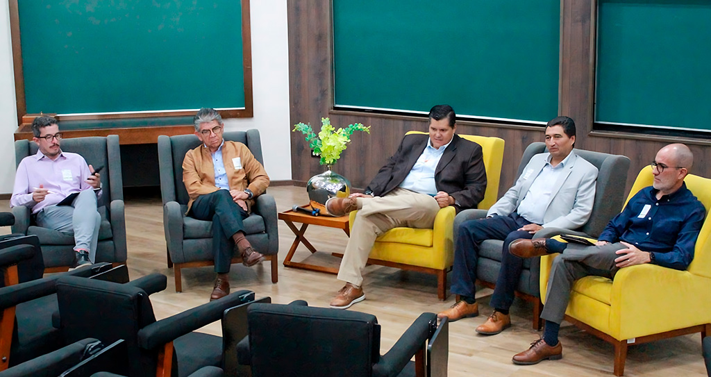 Expertos en sostenibilidad se reúnen en foro de la Panamericana Expertos en sostenibilidad se reúnen en foro de la Panamericana