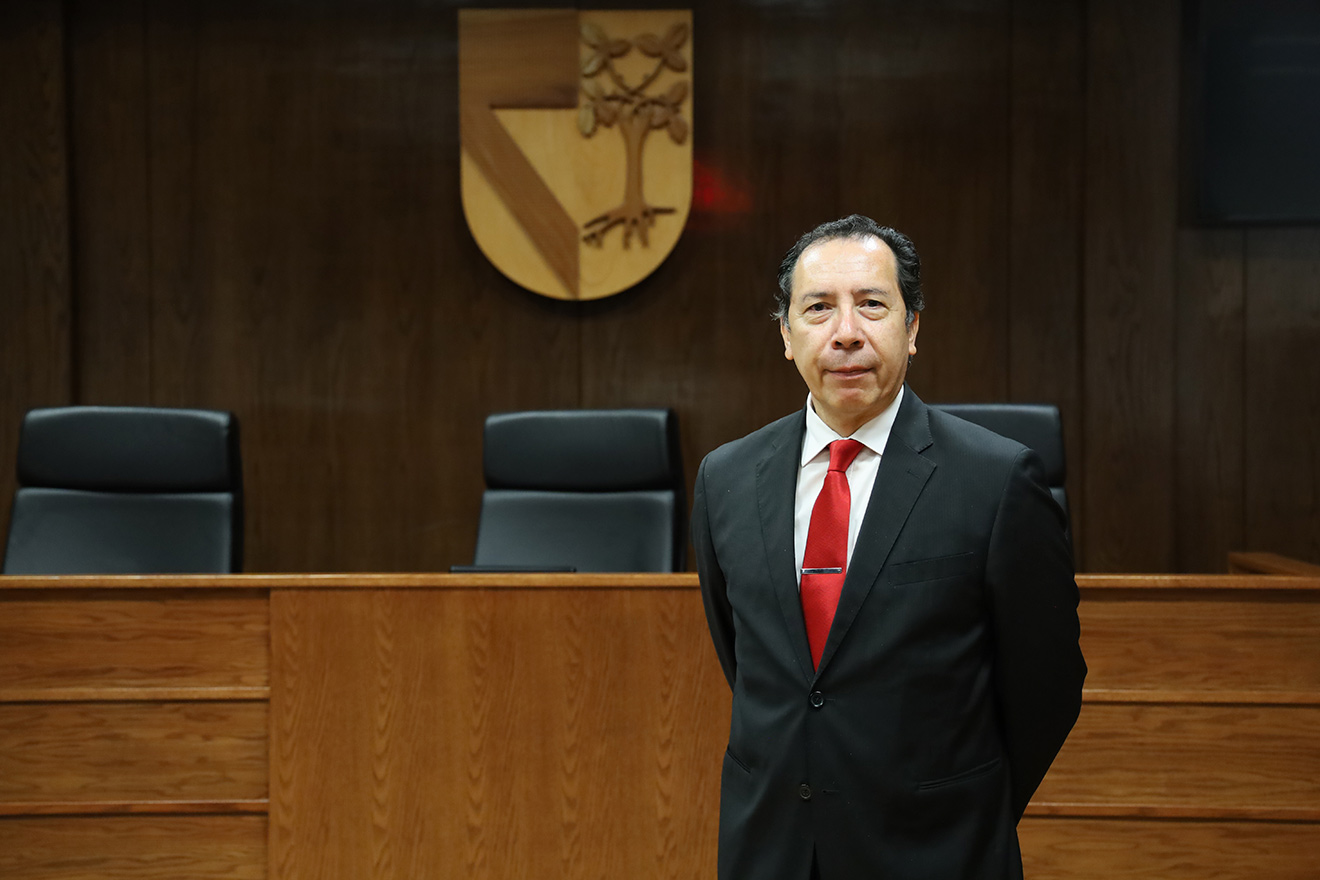 Gustavo Gómez: New Doctor at the School of Law