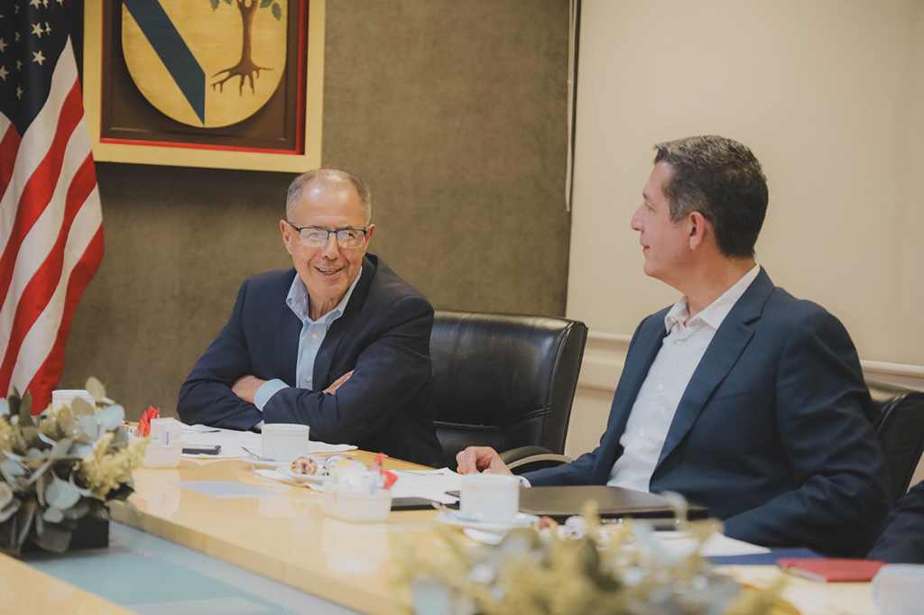 Meeting between rectors and the University of California at UP