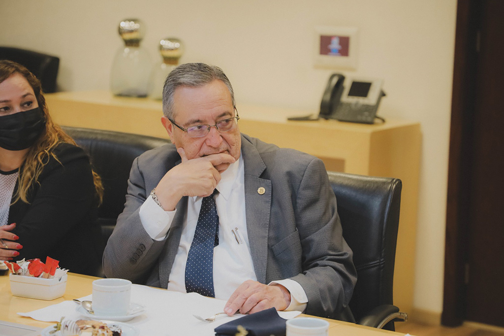 Meeting between rectors and the University of California at UP