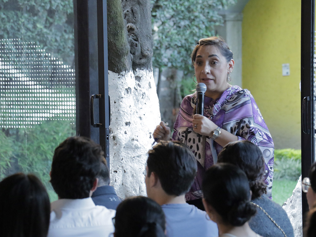 Fundamento de la mexicanidad desde la mirada femenina Fundamento de la mexicanidad desde la mirada femenina
