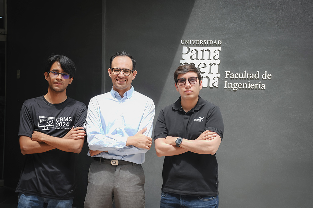 Profesor y alumnos de Ingeniería obtienen premio en CBMS 2024 Profesor y alumnos de Ingeniería obtienen premio en CBMS 2024