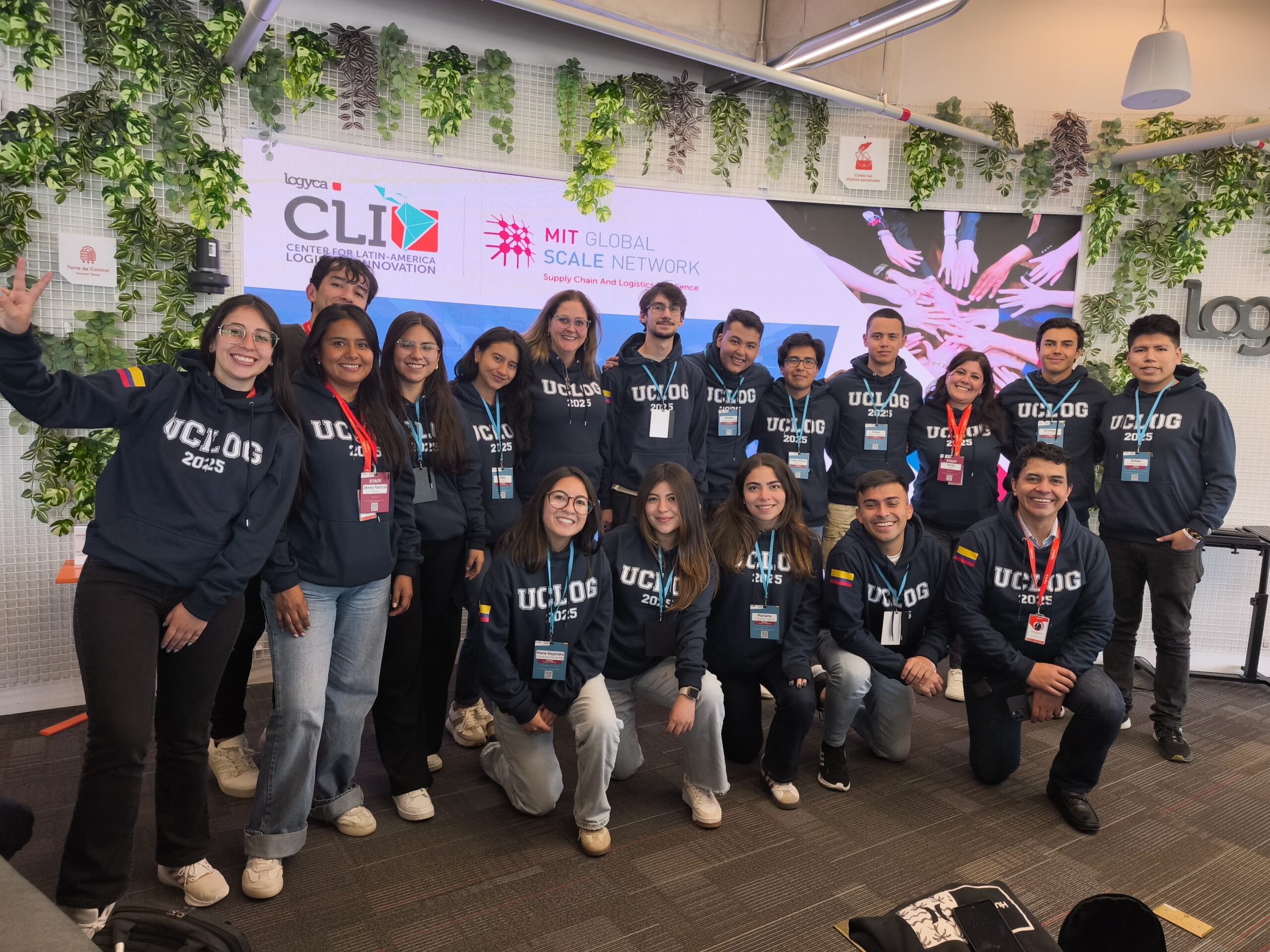 Alumnos de Ingeniería Industrial participan en certificación internacional en logística y cadena de suministro