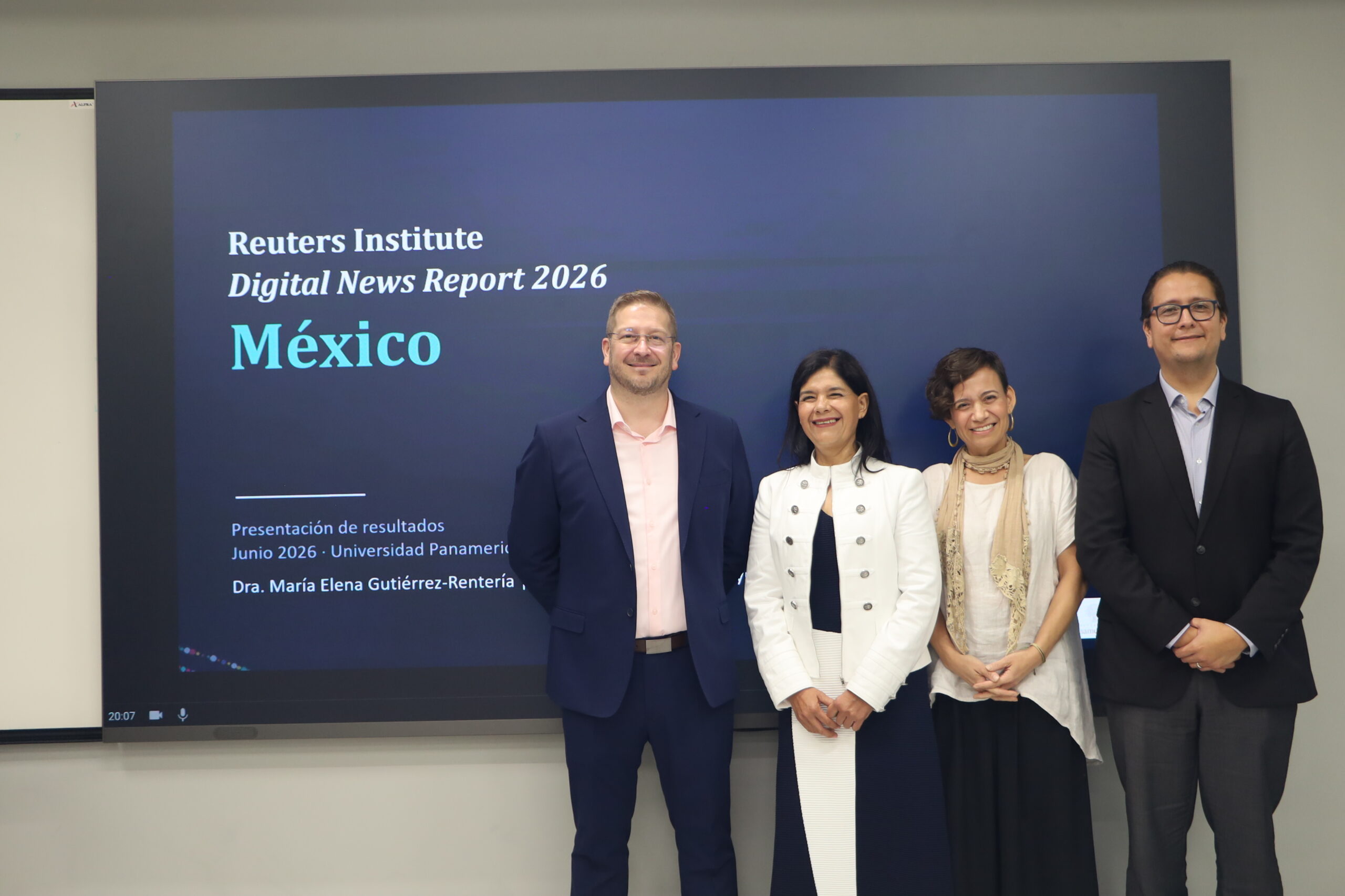Profesores de la UP Guadalajara presentan el Digital News Report 2026: México