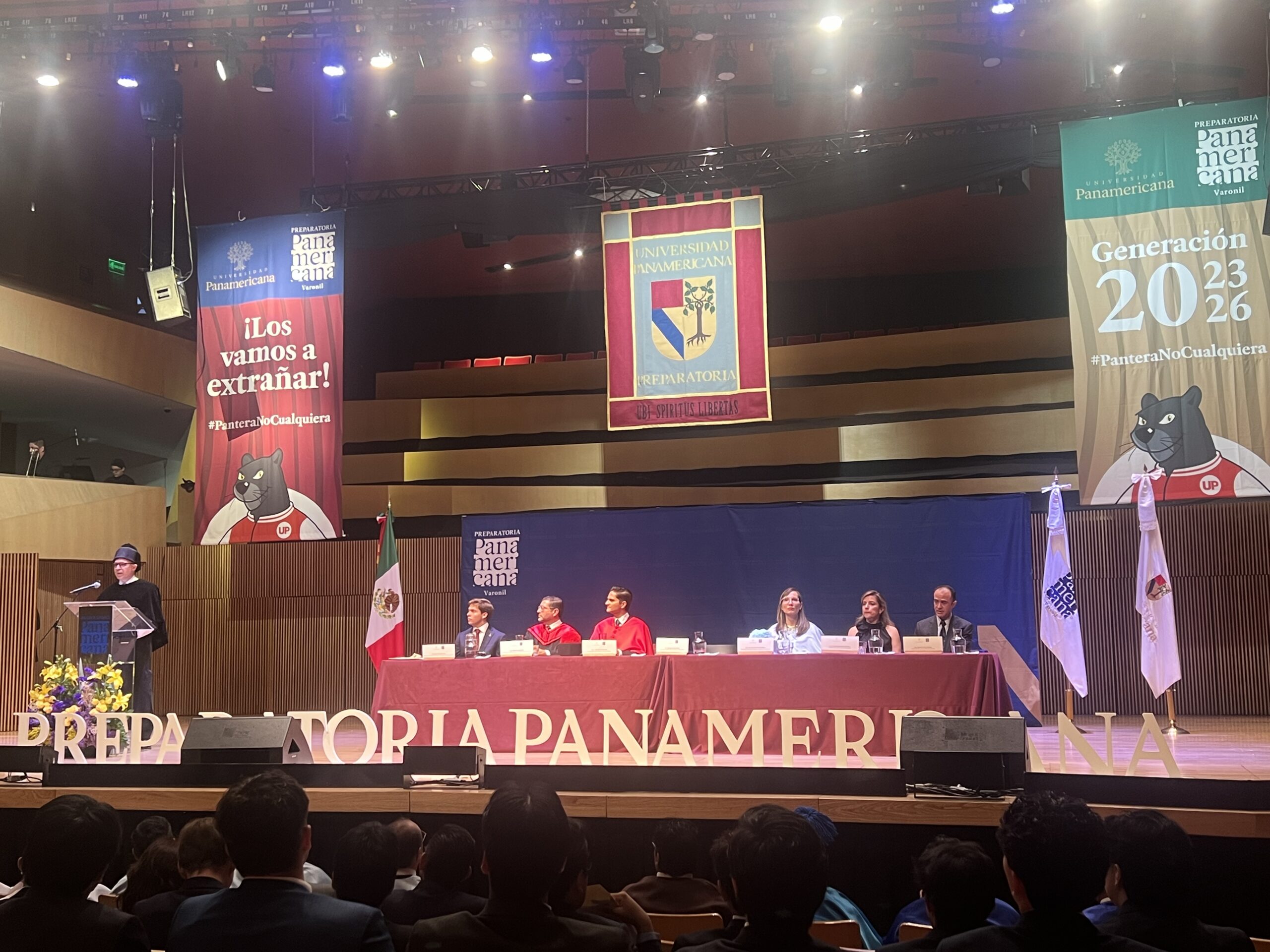 Generación 2023-2026 de la prepaUP celebra su graduación