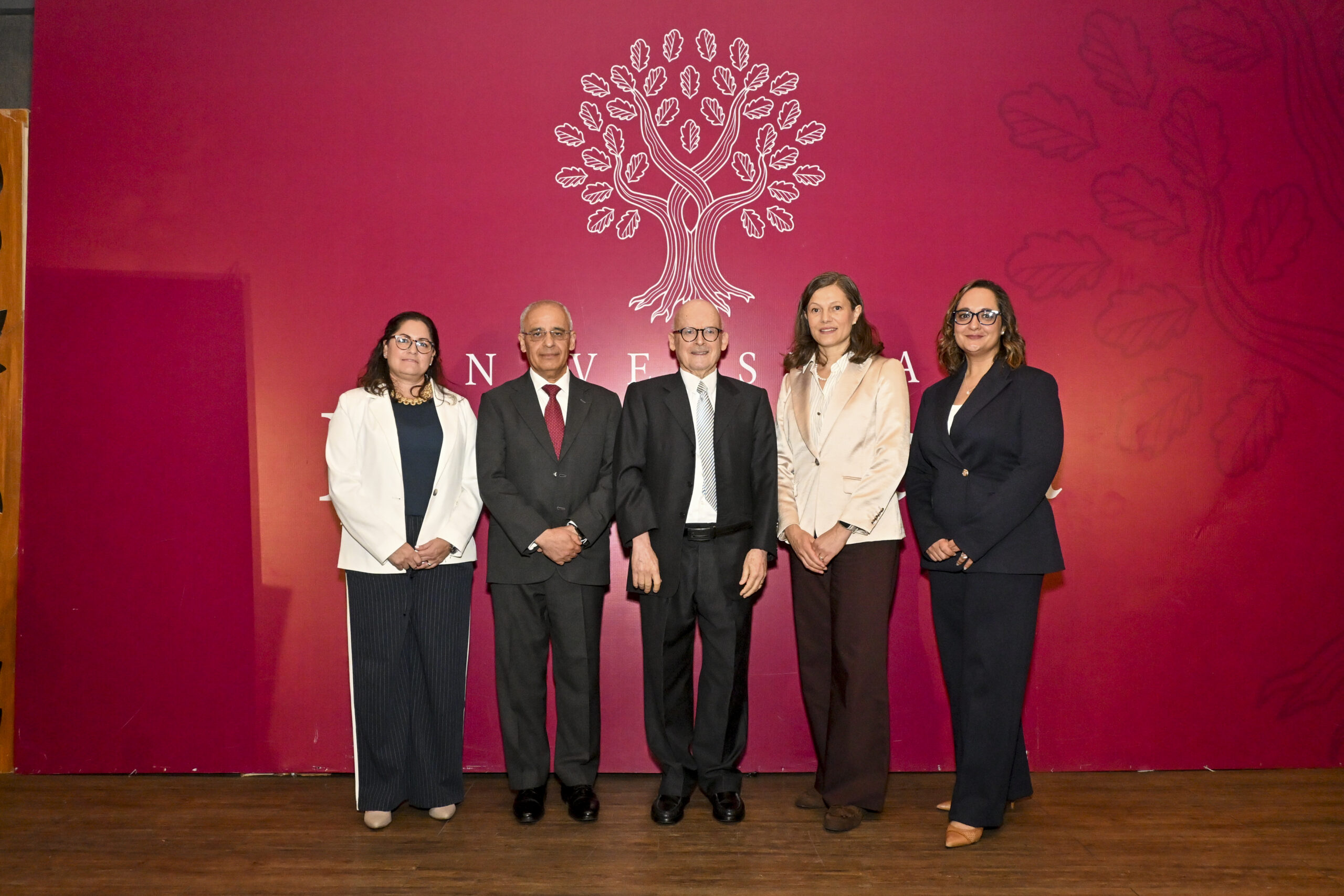 Tres décadas de excelencia, ciencia y humanidad: La UP celebra el 30° Aniversario de sus Escuelas de Medicina y Enfermería