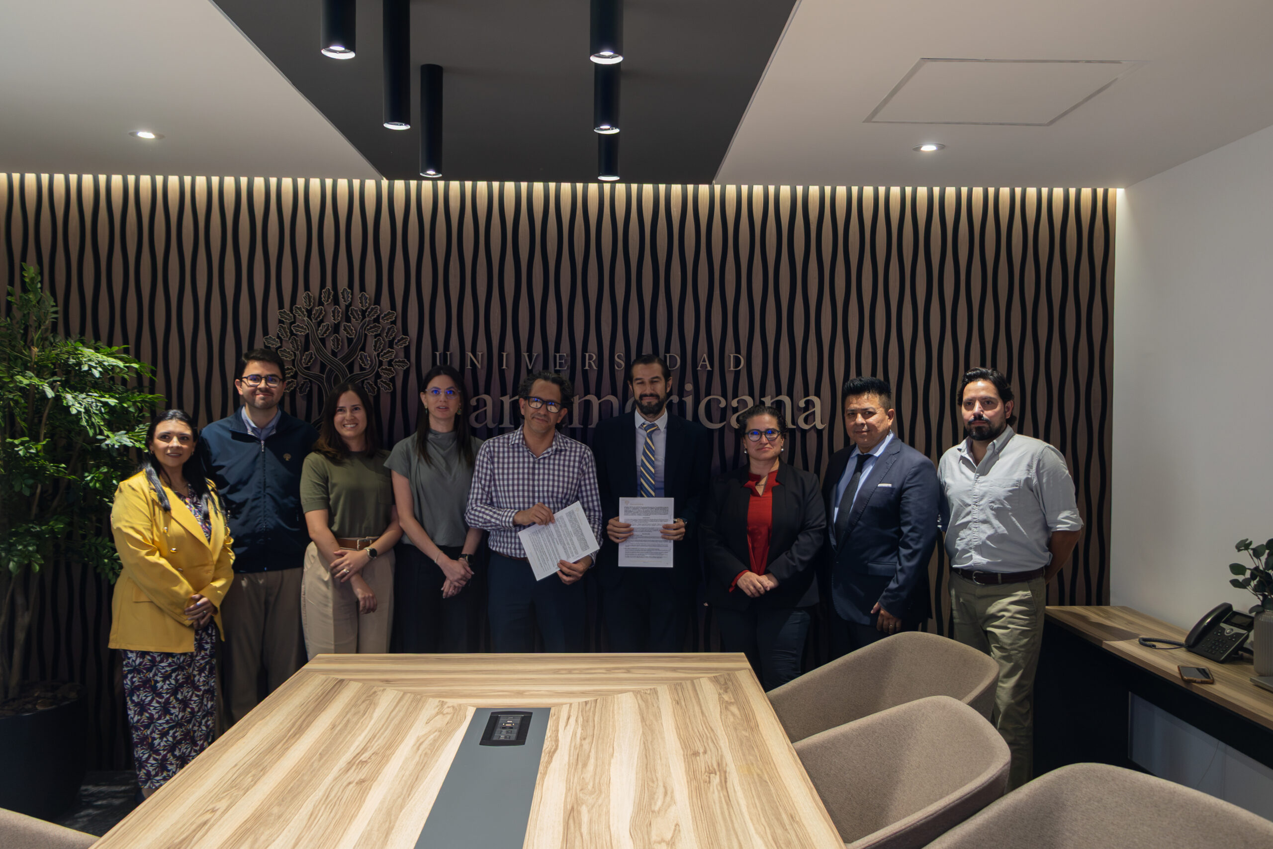 Universidad Panamericana concreta convenio con el Instituto Neurológico de Guadalajara